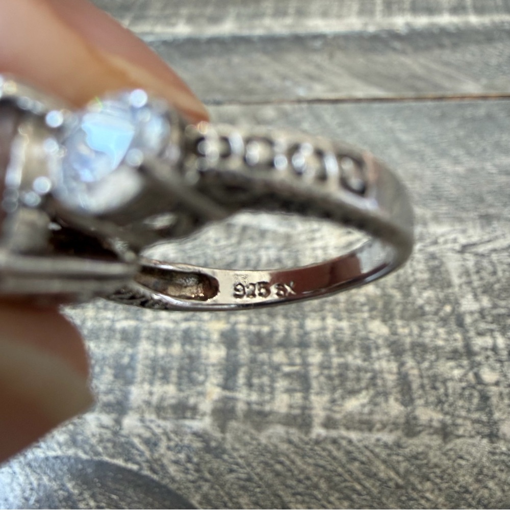 Sterling Silver Vintage Inspired Art Deco Ring - Picture 11 of 13